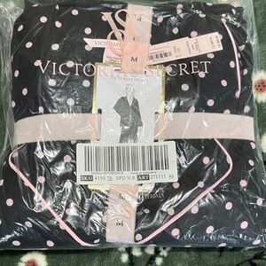 New in wrapping Victoria’s Secret long Pajama set